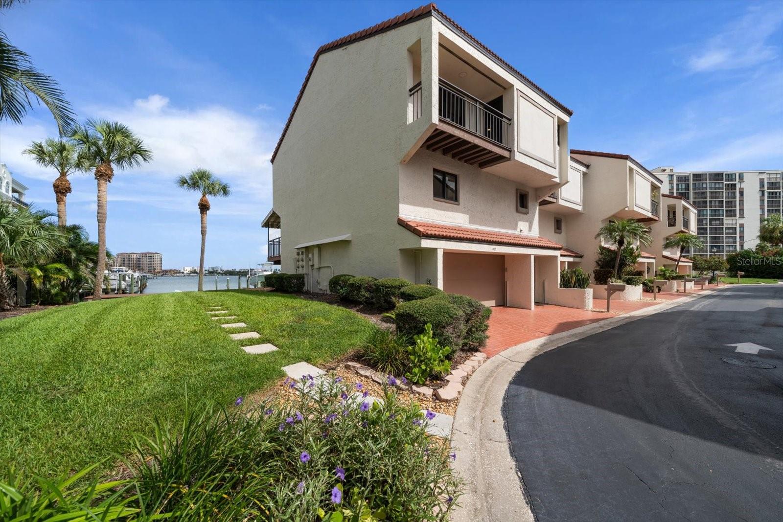 VILLAGE ON ISLAND ESTATES - Residential Lease