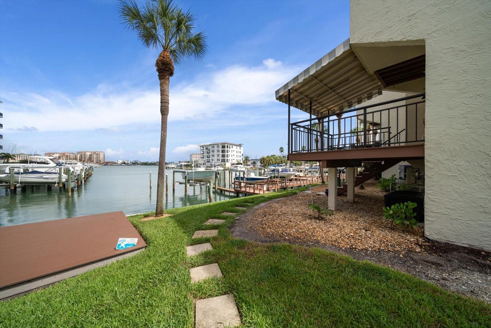 VILLAGE ON ISLAND ESTATES - Residential Lease