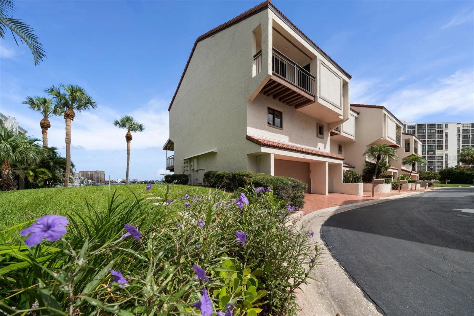 VILLAGE ON ISLAND ESTATES - Residential Lease