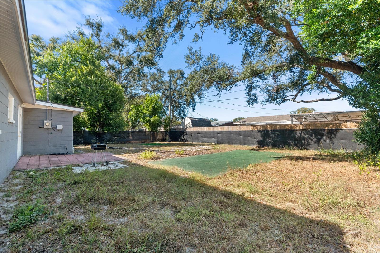 ORANGE MANOR - Residential