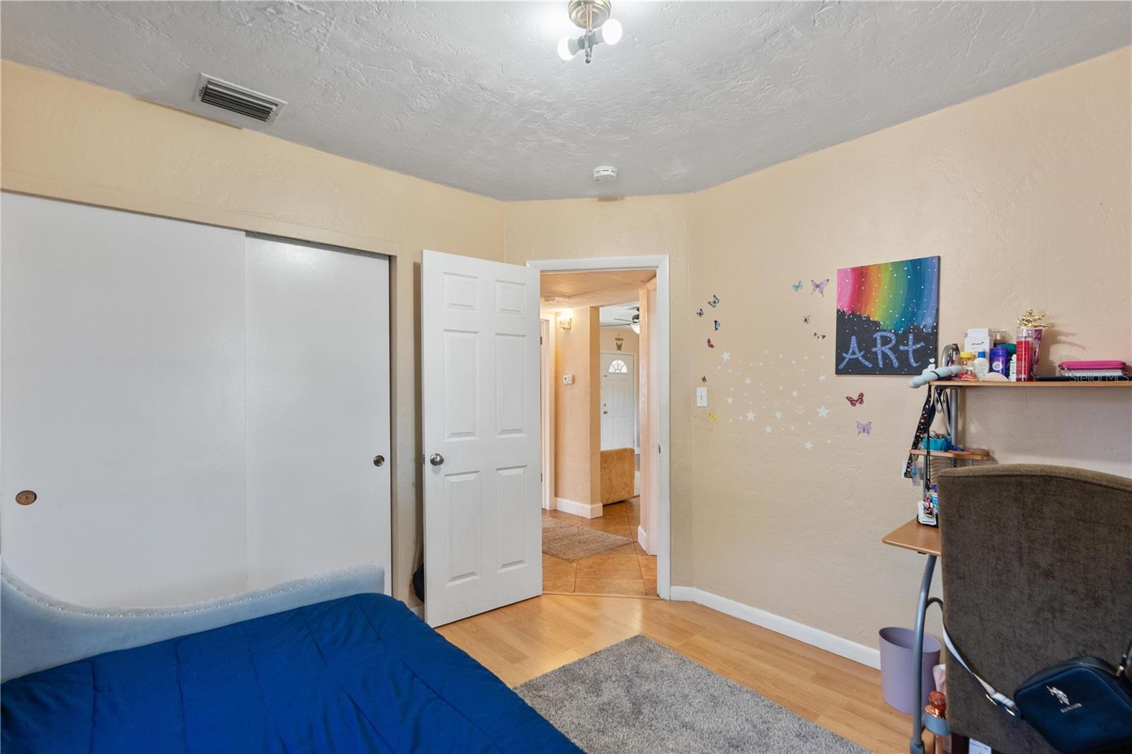 ORANGE MANOR - Residential