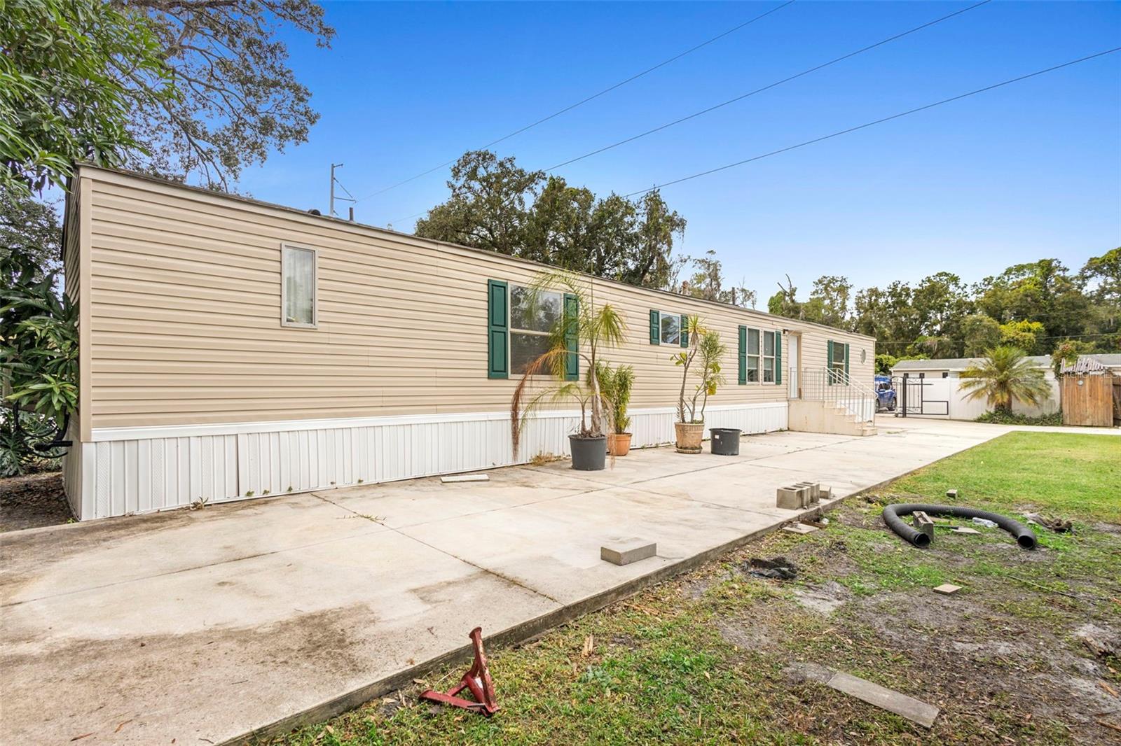 ROBINSON PINES - Residential