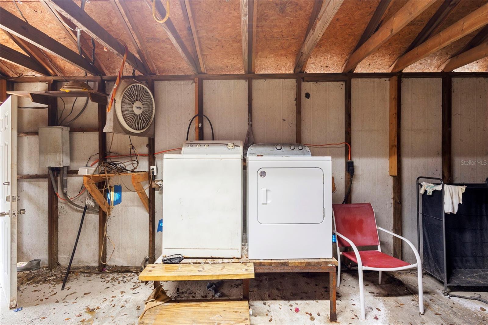 ROBINSON PINES - Residential