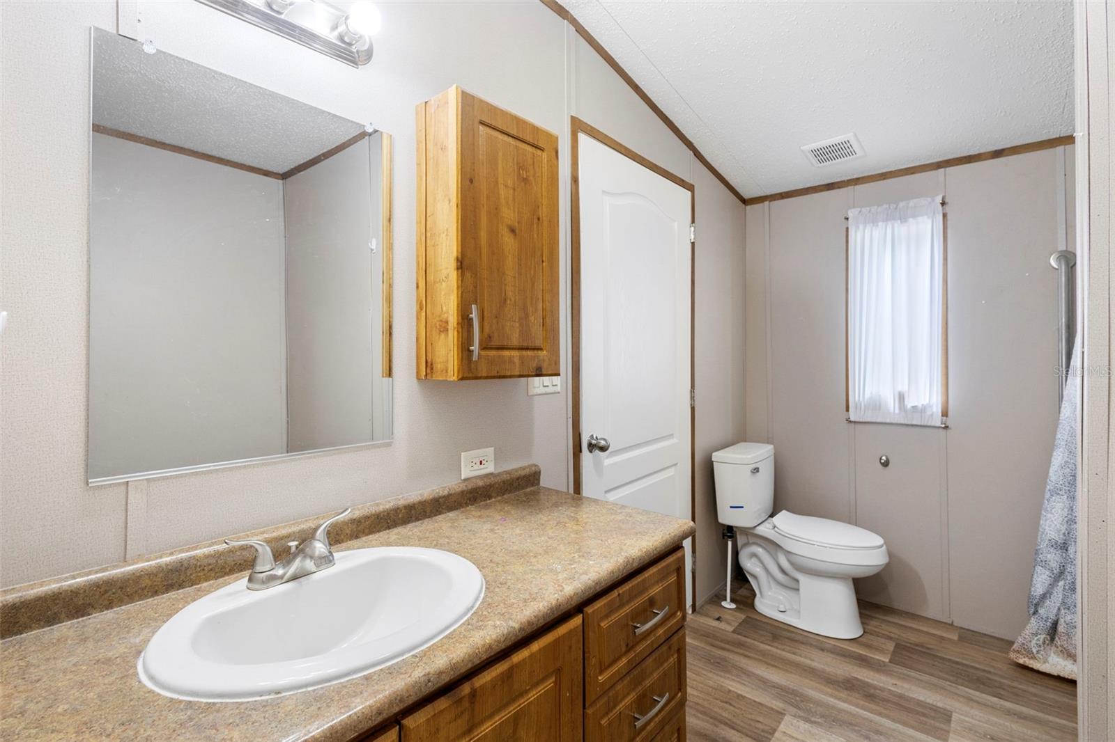 ROBINSON PINES - Residential