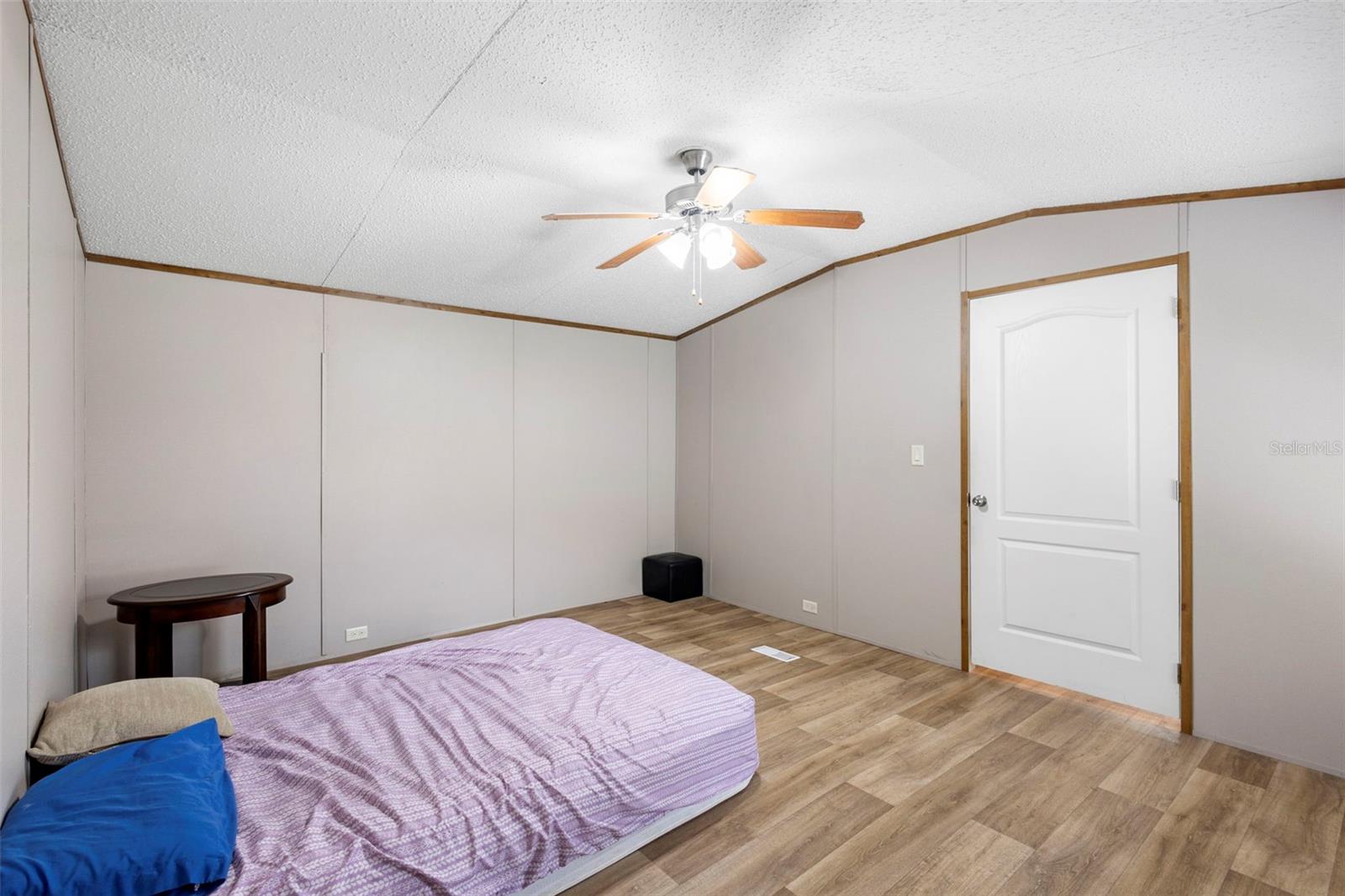 ROBINSON PINES - Residential