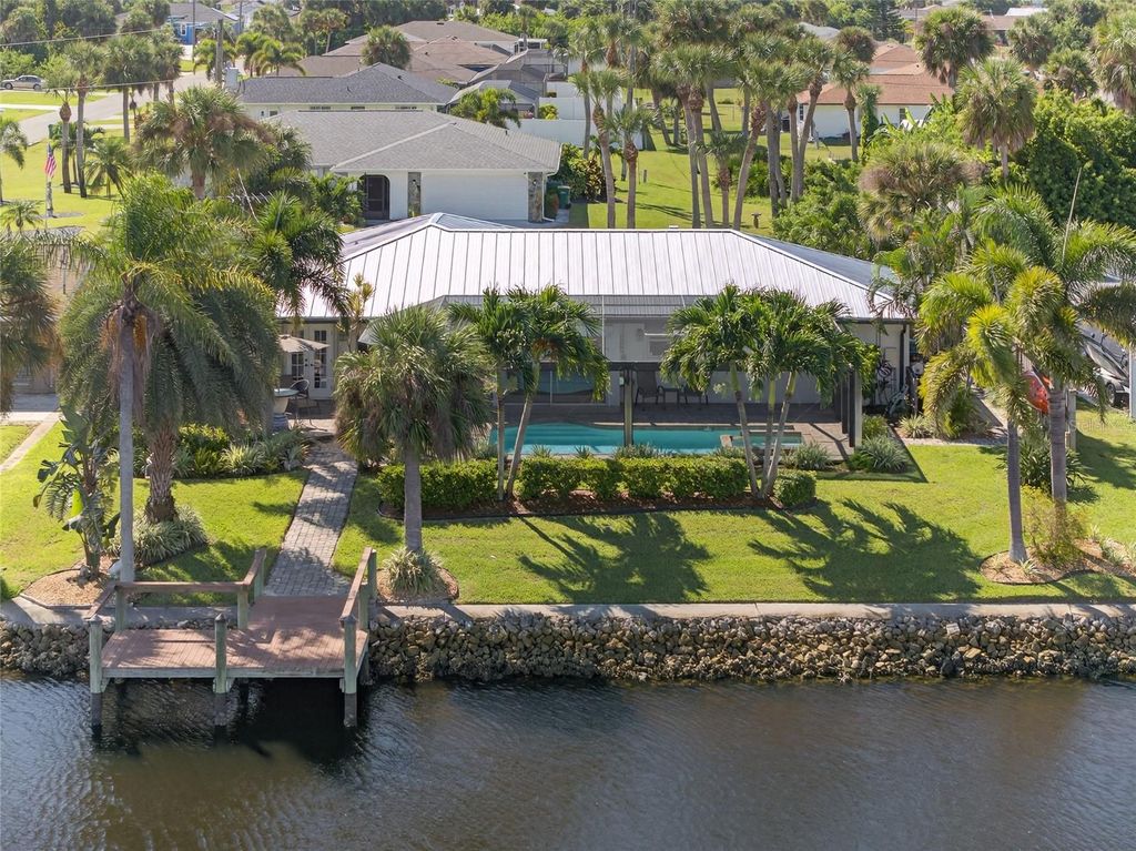 Photo of 18166 Bracken Circle, Port Charlotte, FL 33948 (MLS # C7516277)