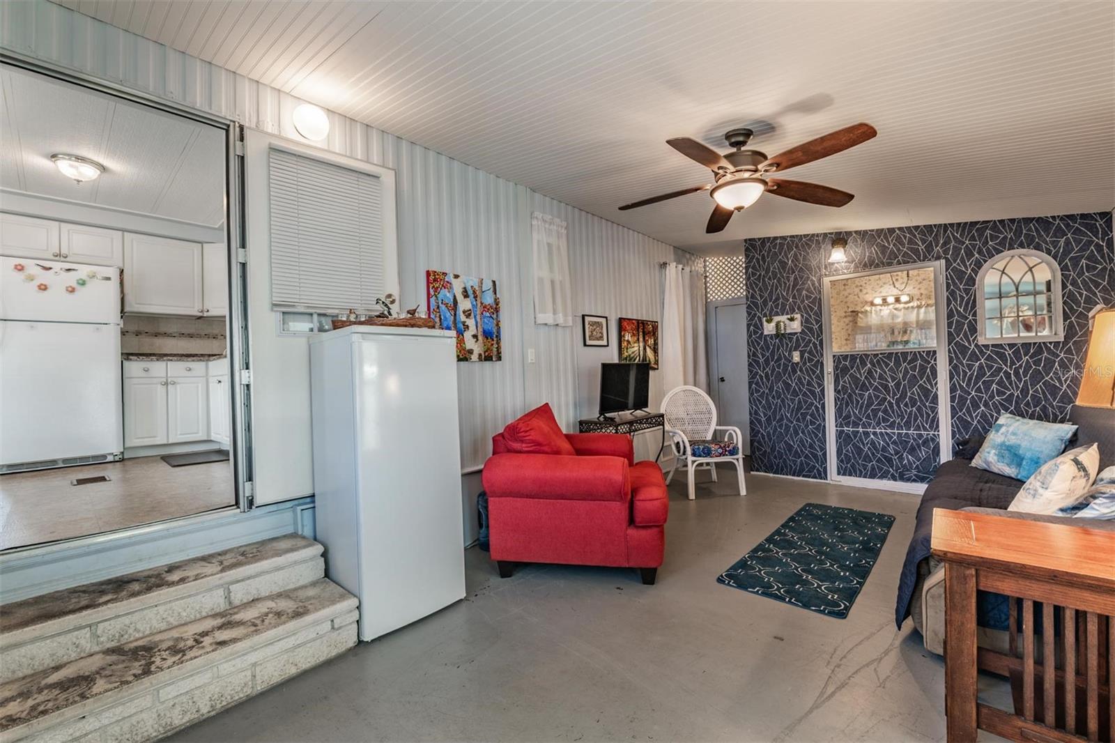 SPANISH TRAILS VILLAGE CONDO - Residential