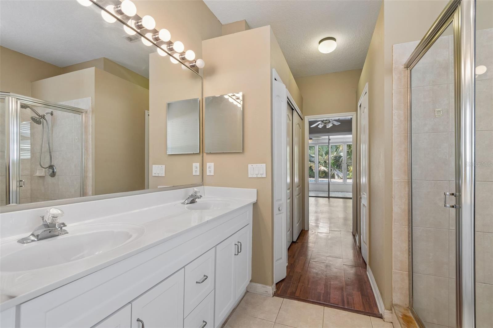 GRASSY POINTE - PH 1 - Residential