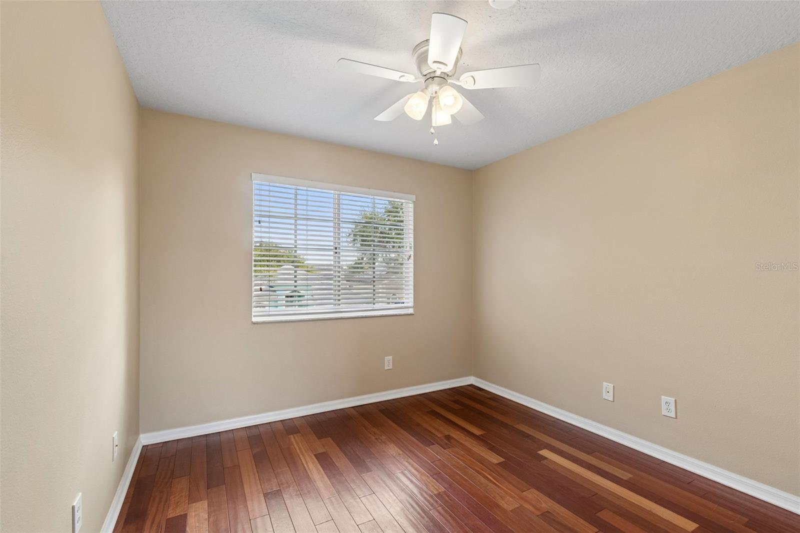 GRASSY POINTE - PH 1 - Residential