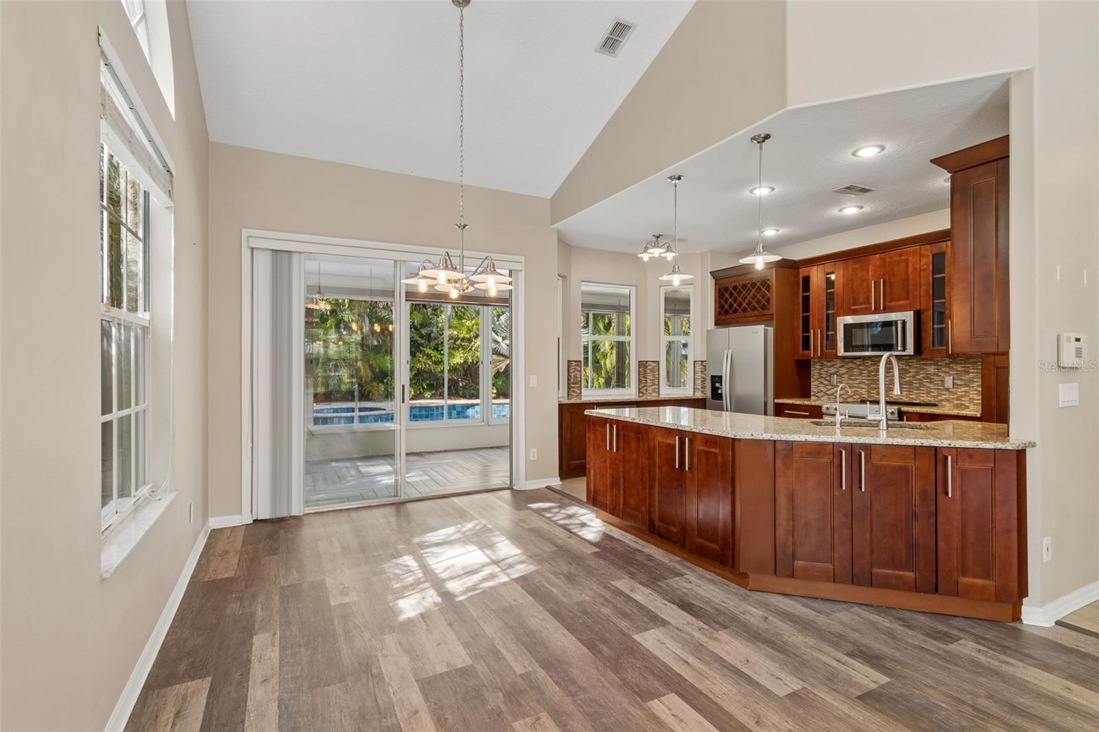 GRASSY POINTE - PH 1 - Residential