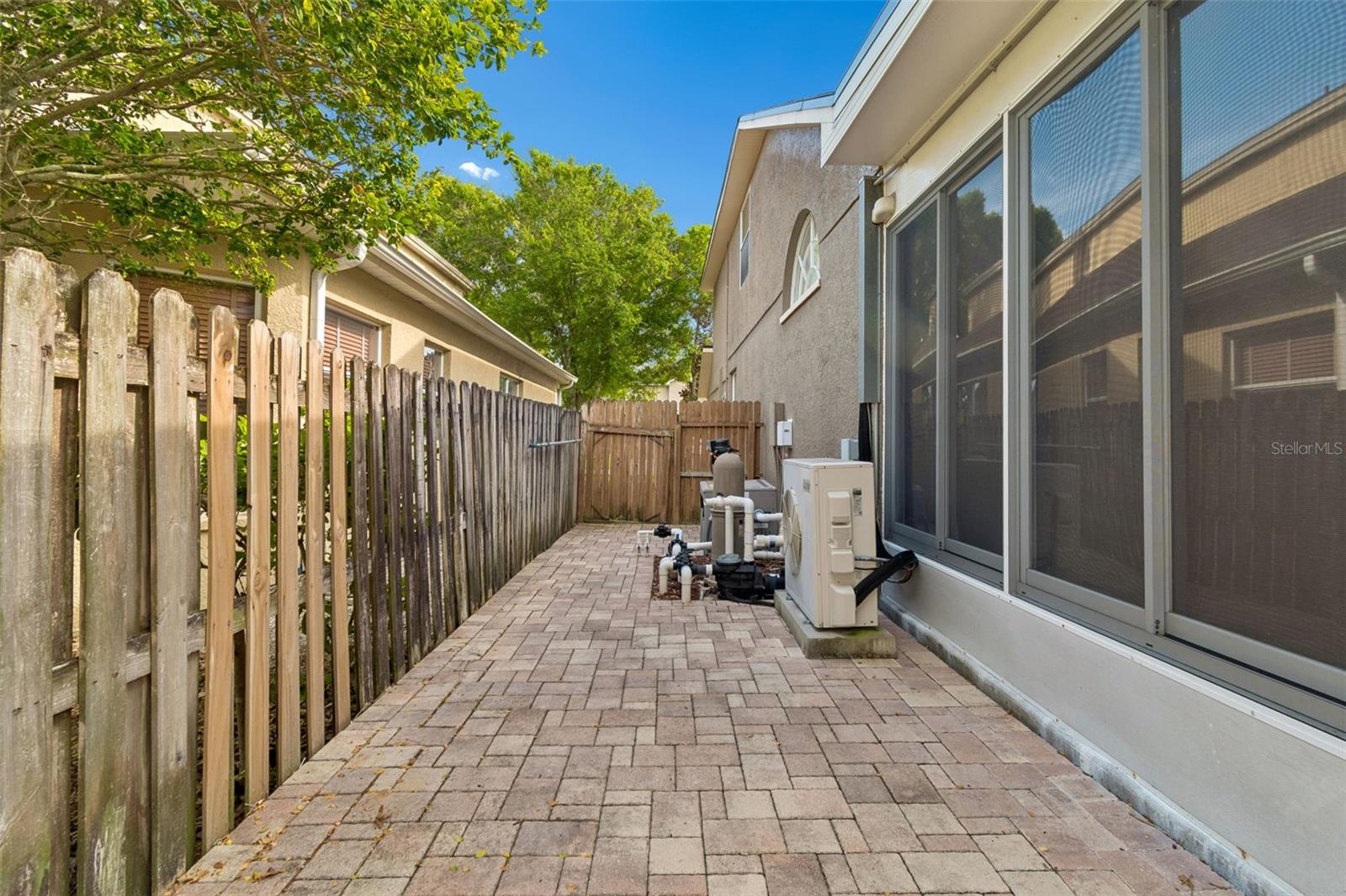 GRASSY POINTE - PH 1 - Residential