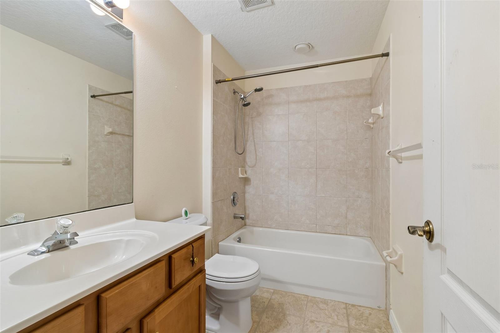 GRASSY POINTE - PH 1 - Residential