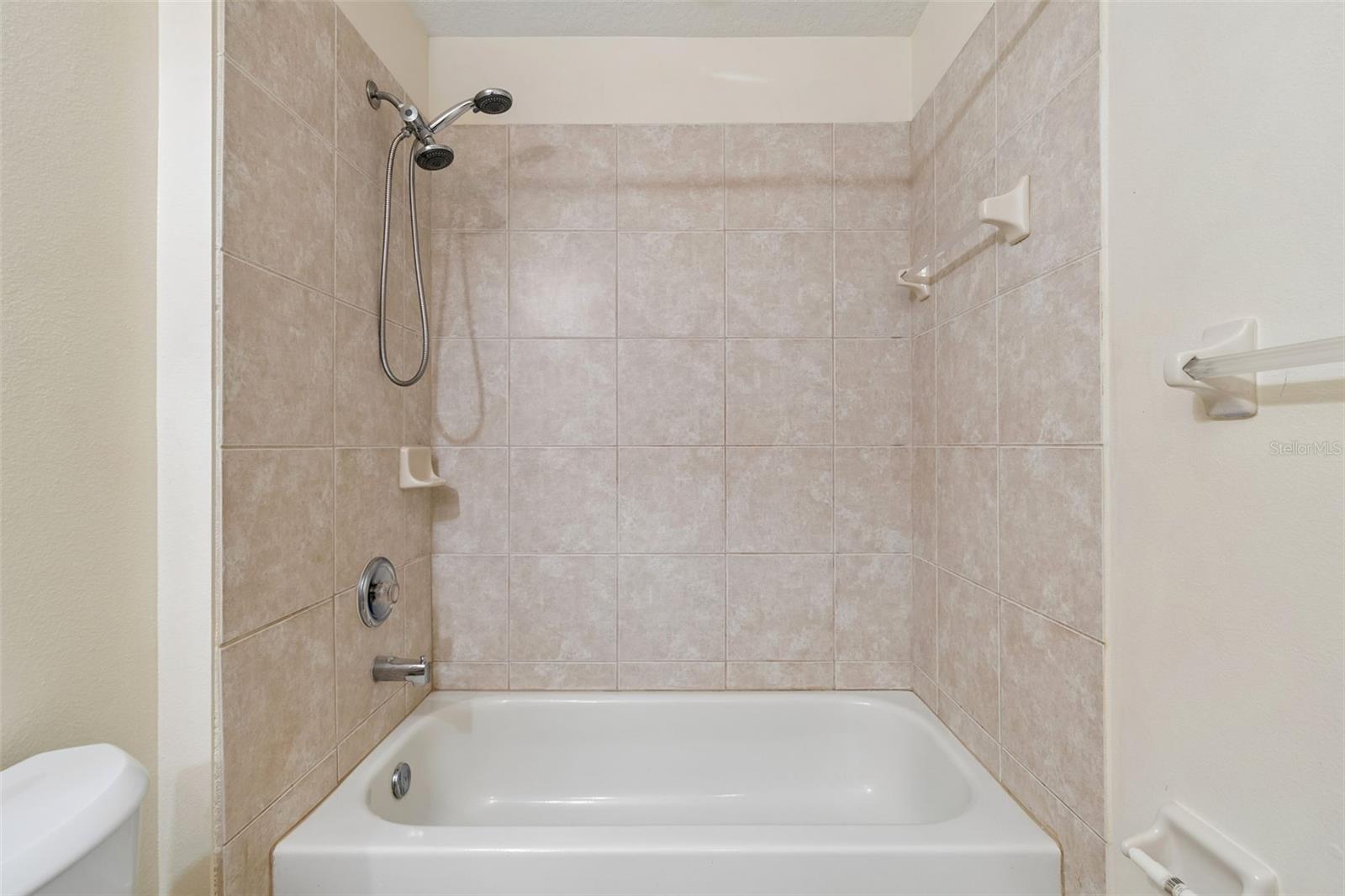 GRASSY POINTE - PH 1 - Residential