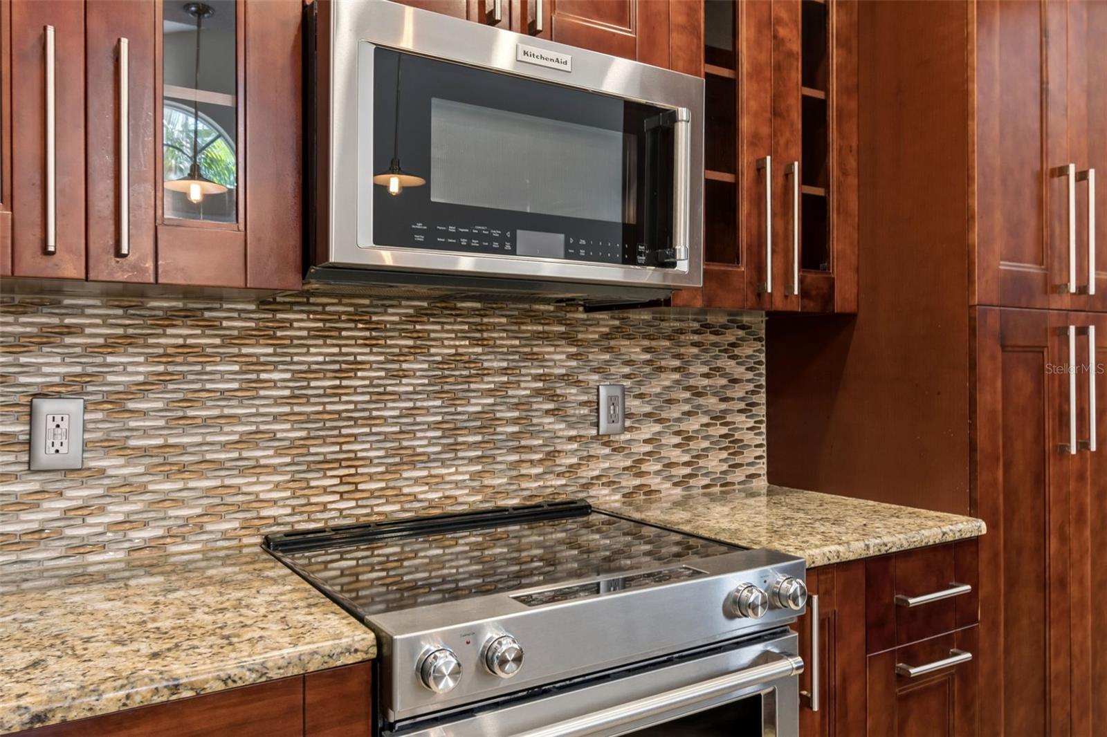 GRASSY POINTE - PH 1 - Residential