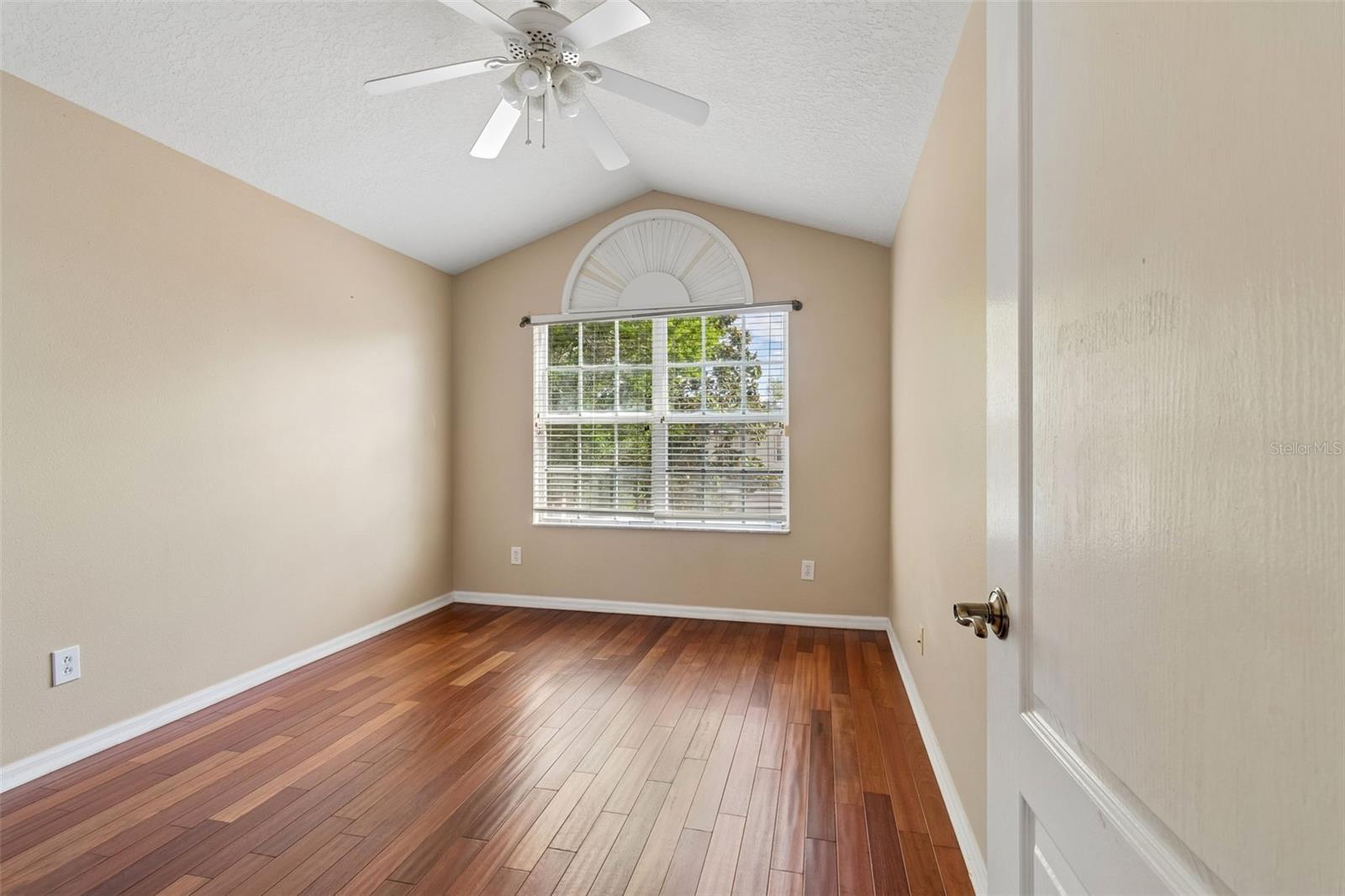 GRASSY POINTE - PH 1 - Residential