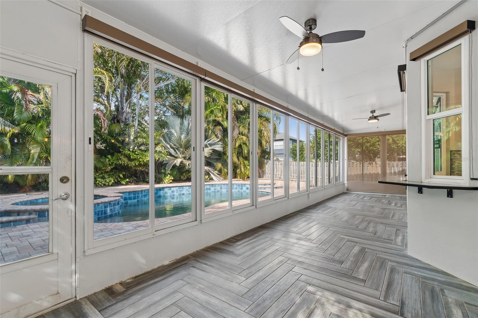 GRASSY POINTE - PH 1 - Residential