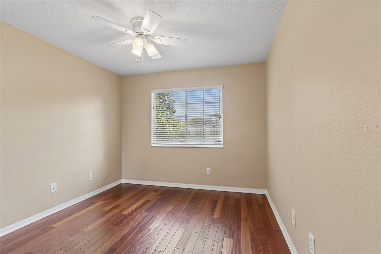 GRASSY POINTE - PH 1 - Residential