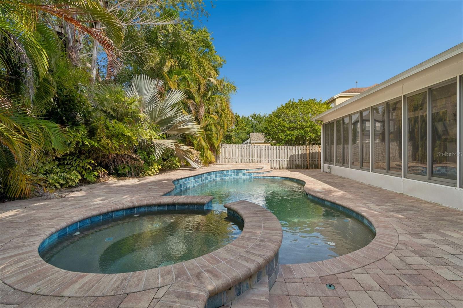 GRASSY POINTE - PH 1 - Residential