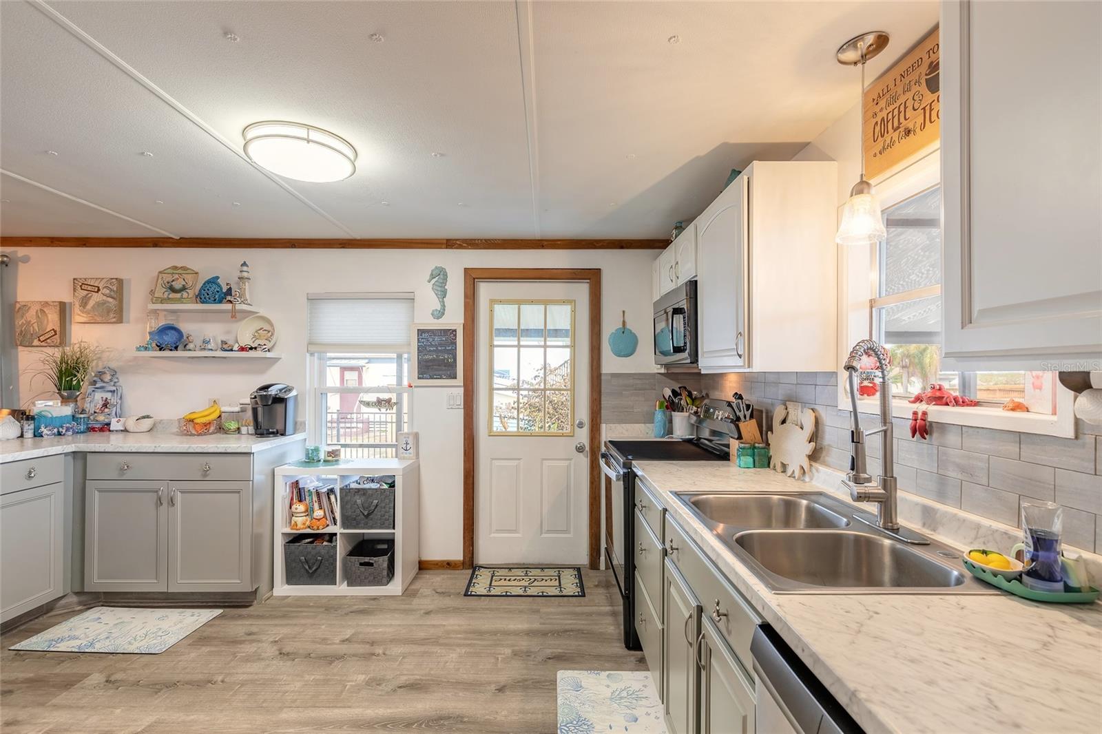 INDIAN HARBOR ESTATES UNIT 03 - Residential