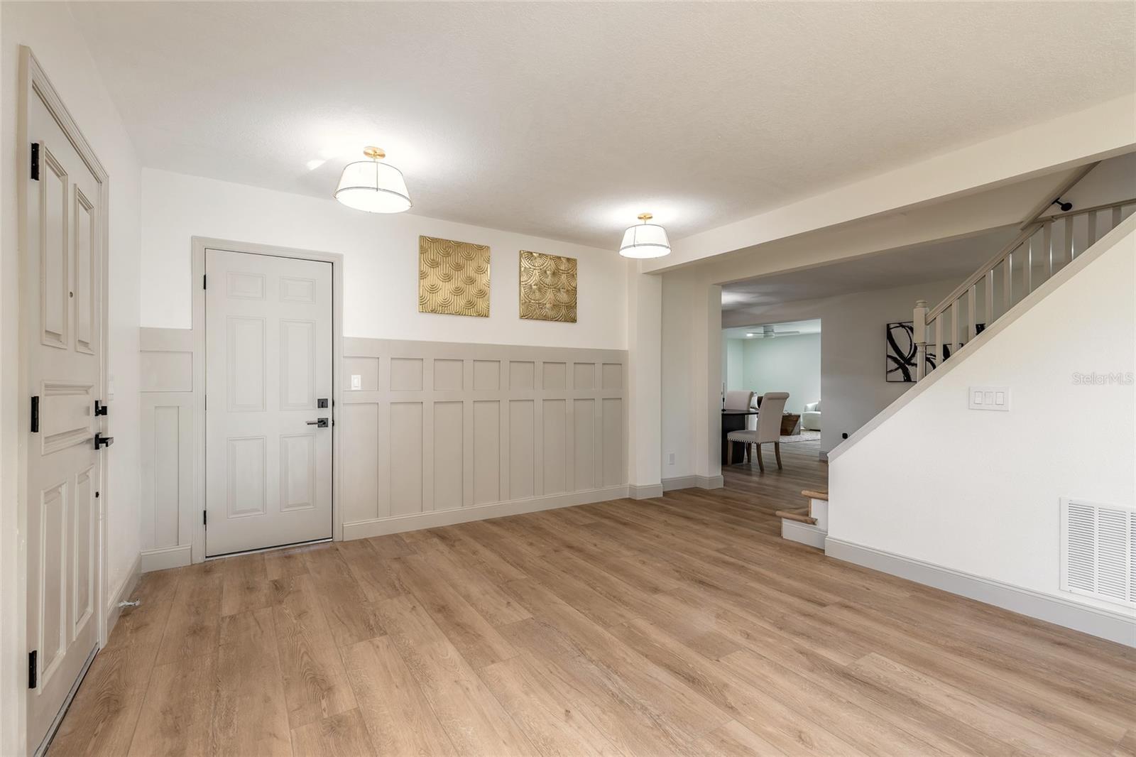 RAY MAR HEIGHTS BELLEWOOD - Residential