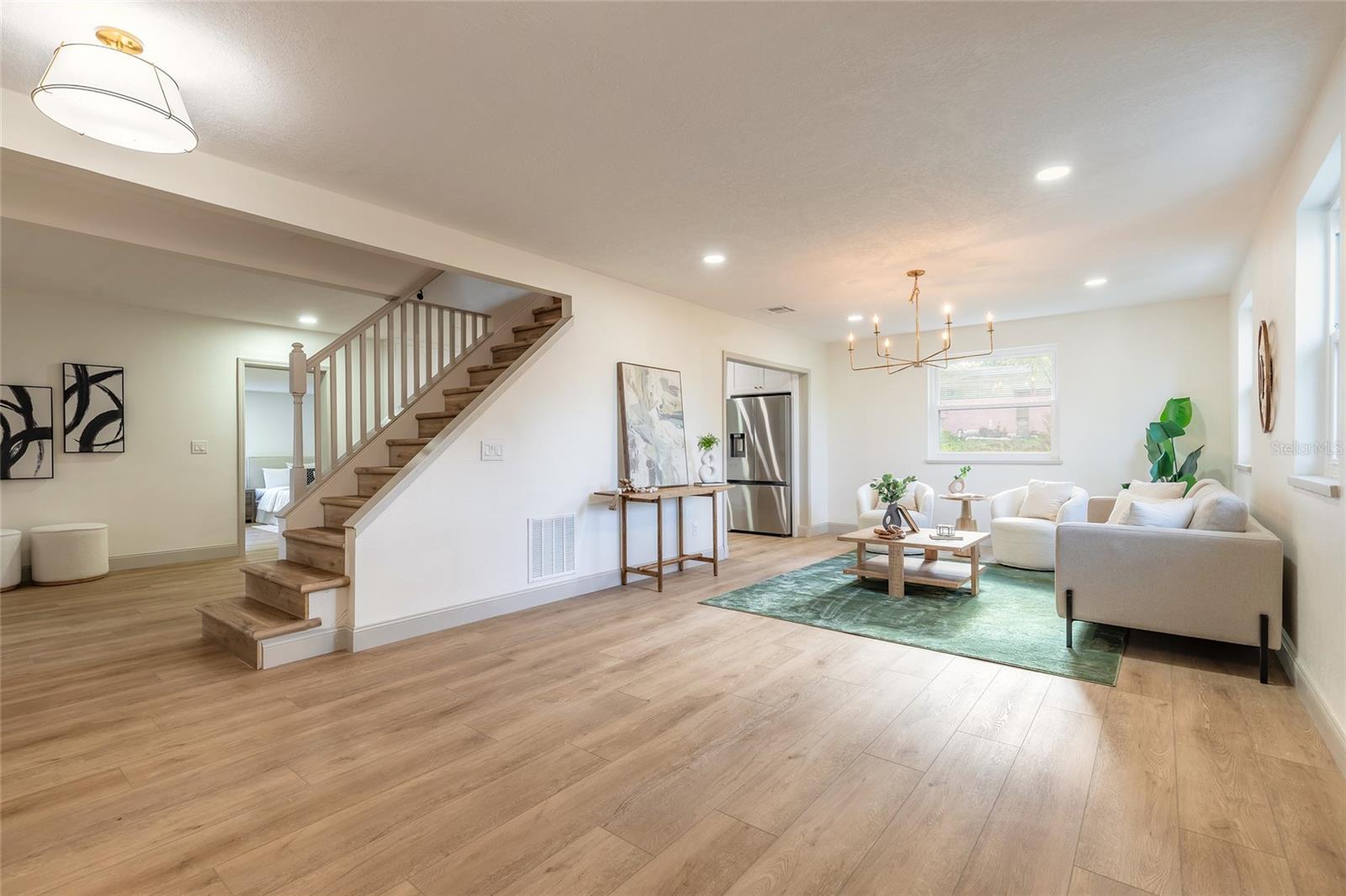 RAY MAR HEIGHTS BELLEWOOD - Residential