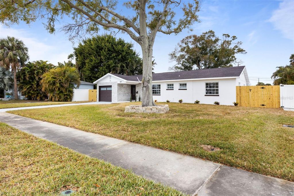 Photo of 1817 Oregon Avenue NE, St Petersburg, FL 33703 (MLS # TB8490484)