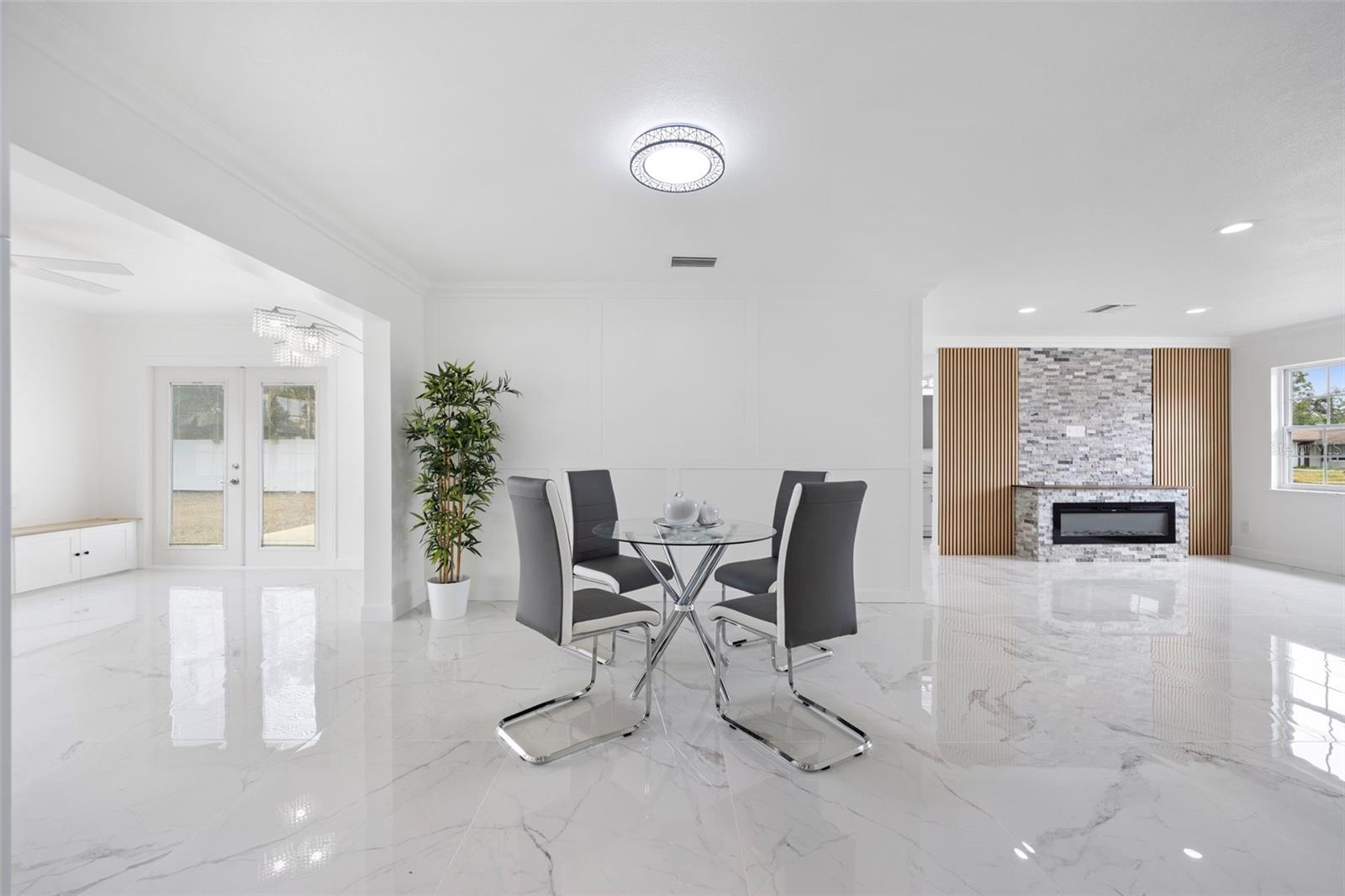 SHORE ACRES EDGEWATER SEC - Residential Lease