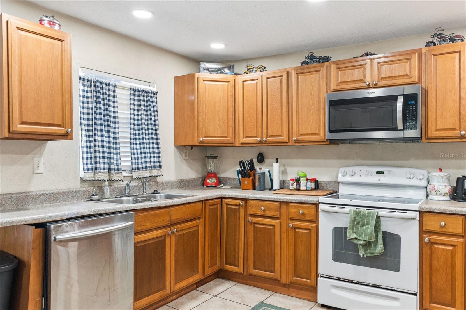 ROSEMONT - Residential