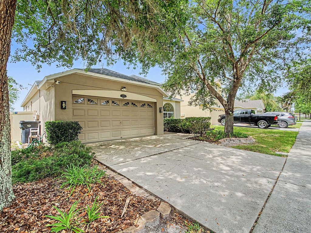 Photo of 10905 Ancient Futures Drive, Tampa, FL 33647 (MLS # TB8499502)