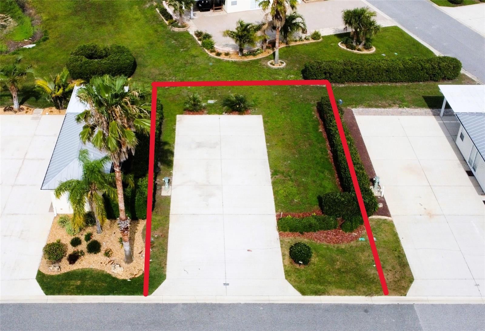 FLORIDA GRANDE MOTOR COACH RESIDENCE - Land