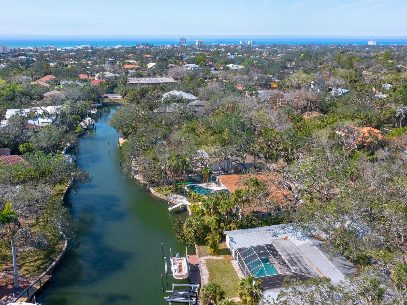 ROYAL PALM HARBOR - Land