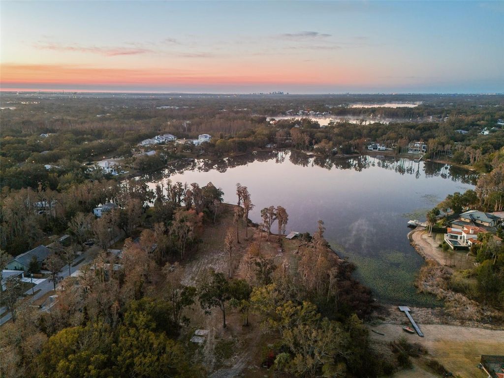 Photo of 16619 Indian Mound Road, Tampa, FL 33618 (MLS # TB8406967)