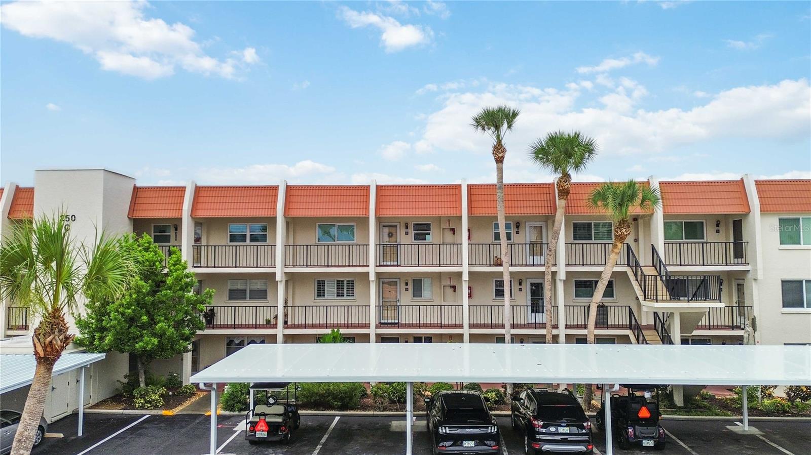 BELLA COSTA I - Residential
