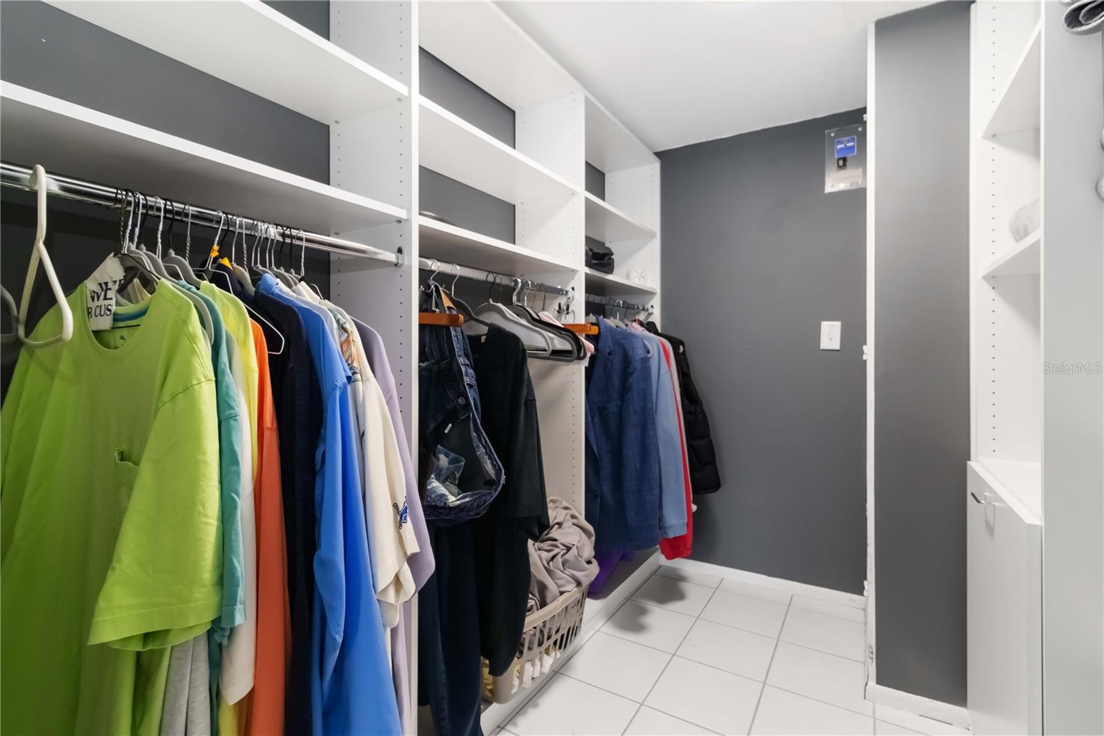 BELLA COSTA I - Residential