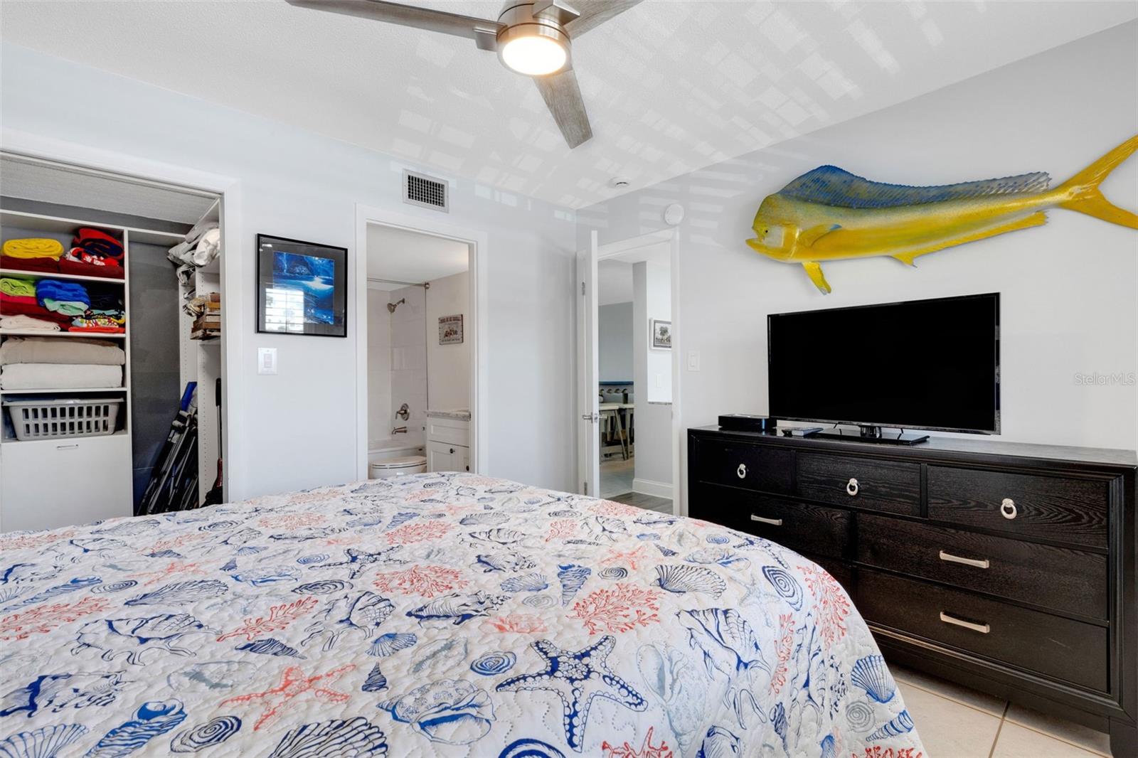 BELLA COSTA I - Residential