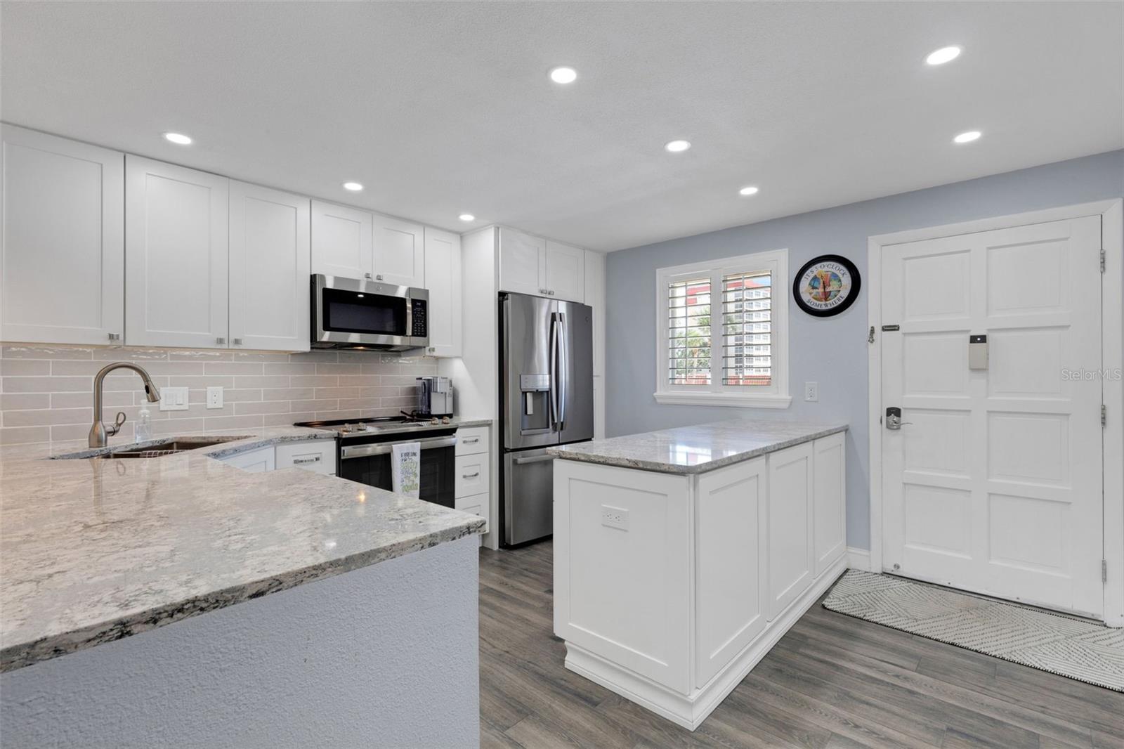 BELLA COSTA I - Residential