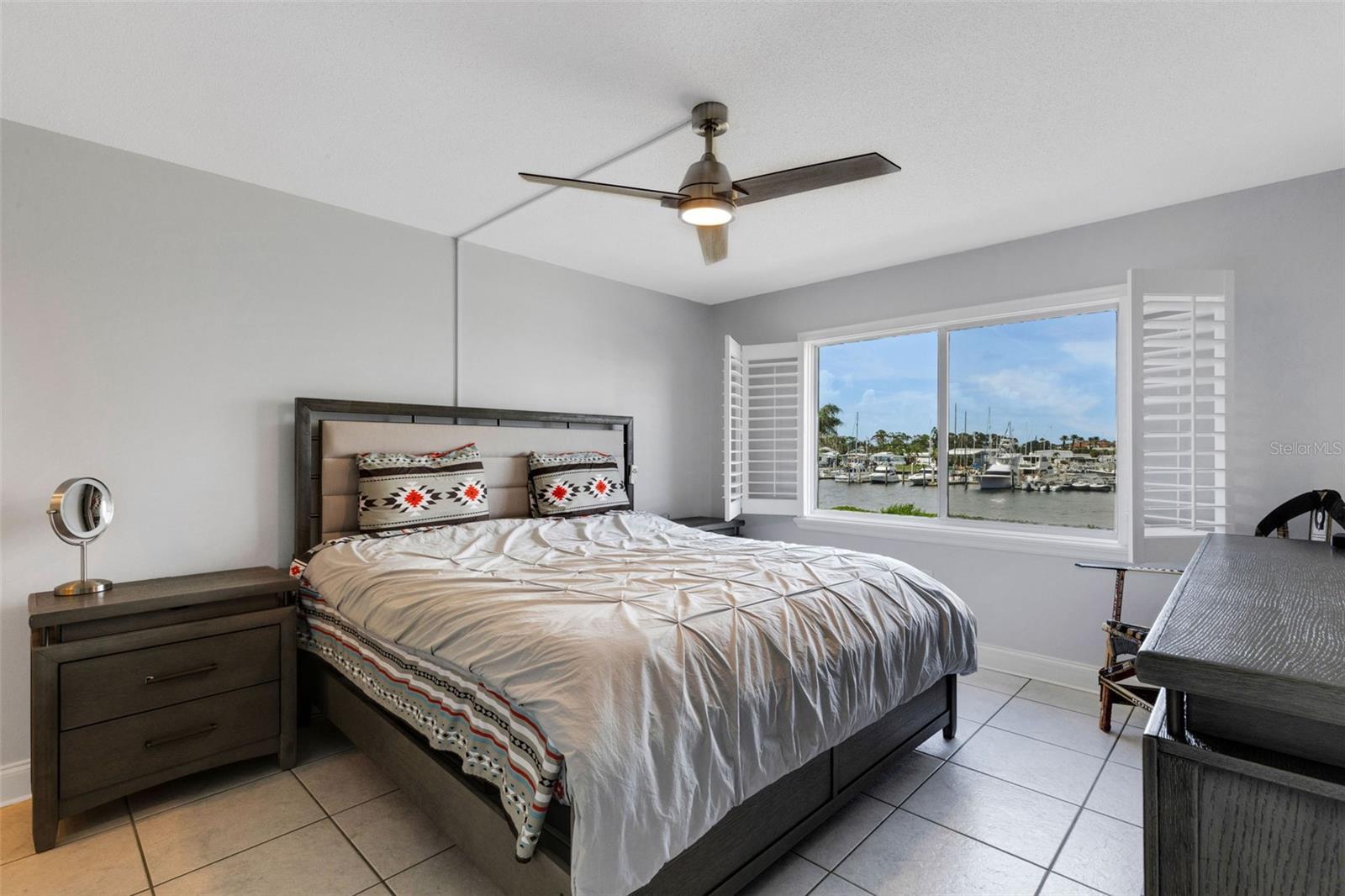 BELLA COSTA I - Residential