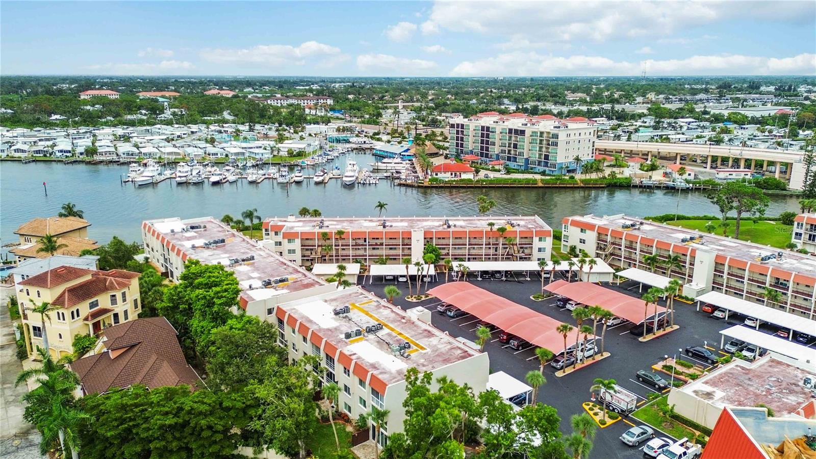 BELLA COSTA I - Residential