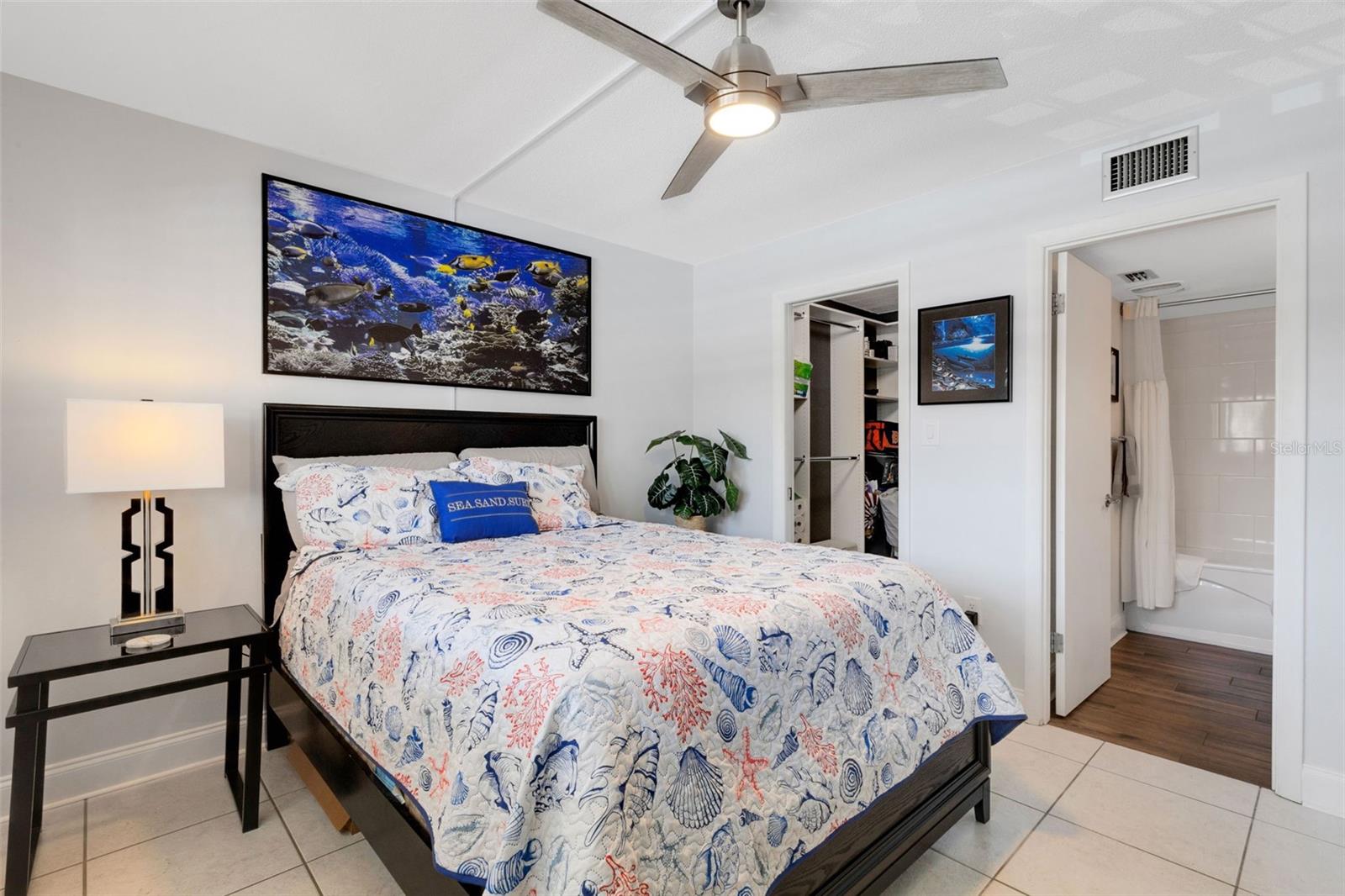 BELLA COSTA I - Residential