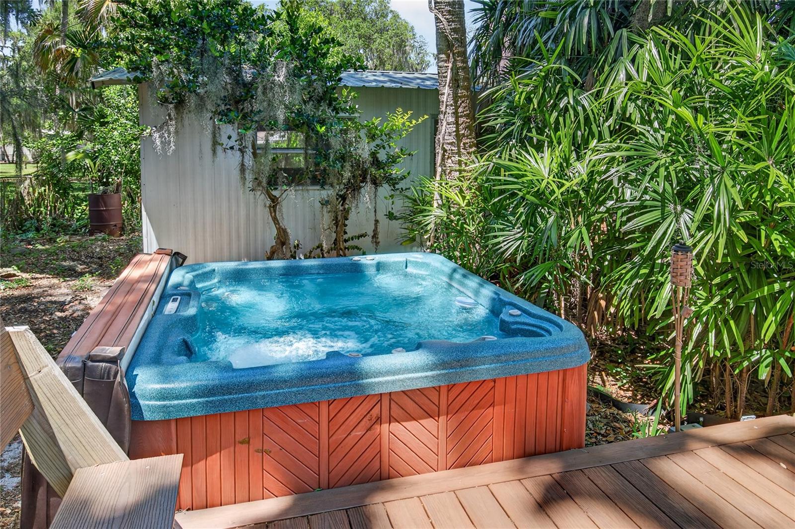 TAVARES LAKEWOOD PARK - Residential