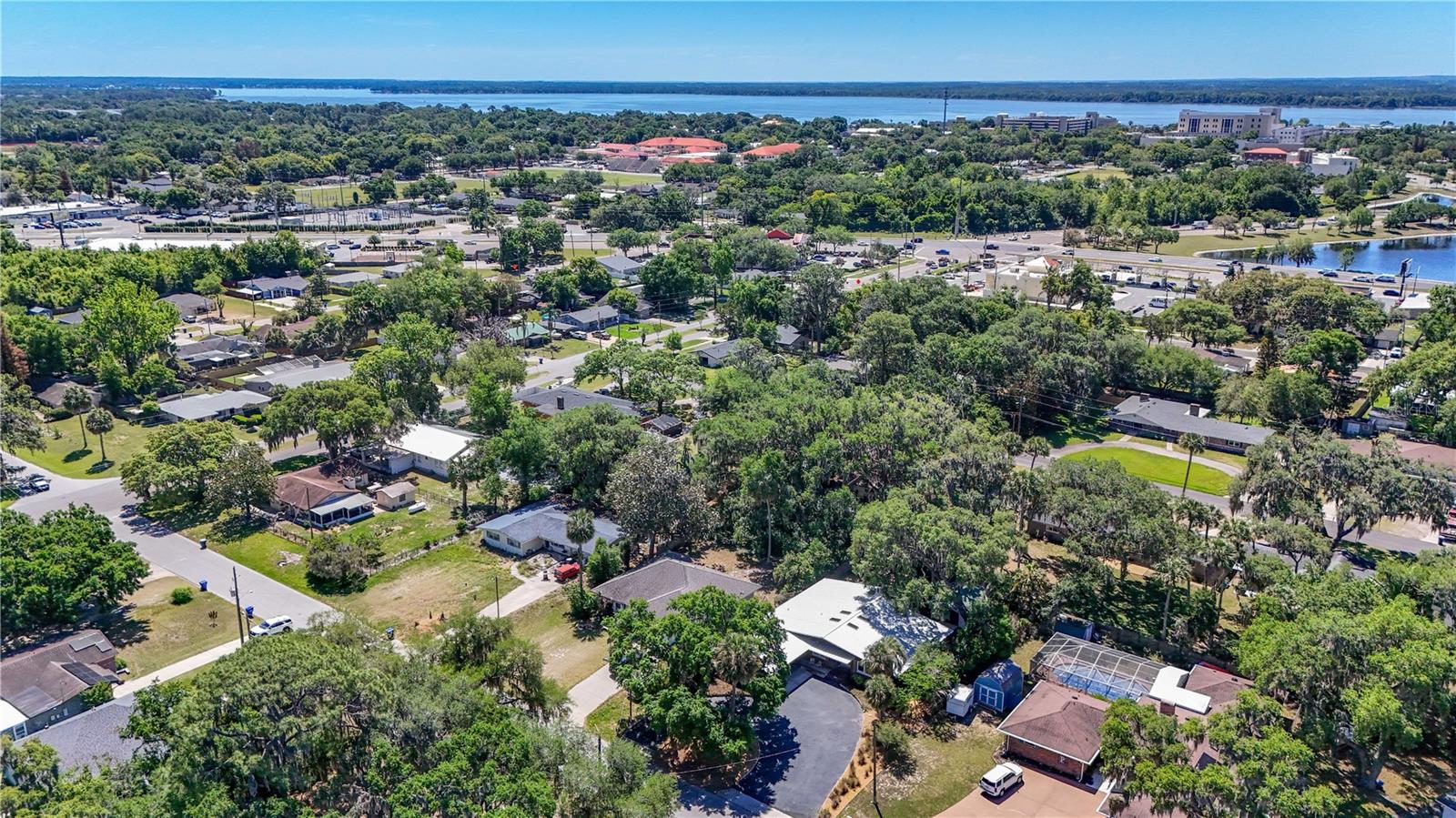 TAVARES LAKEWOOD PARK - Residential