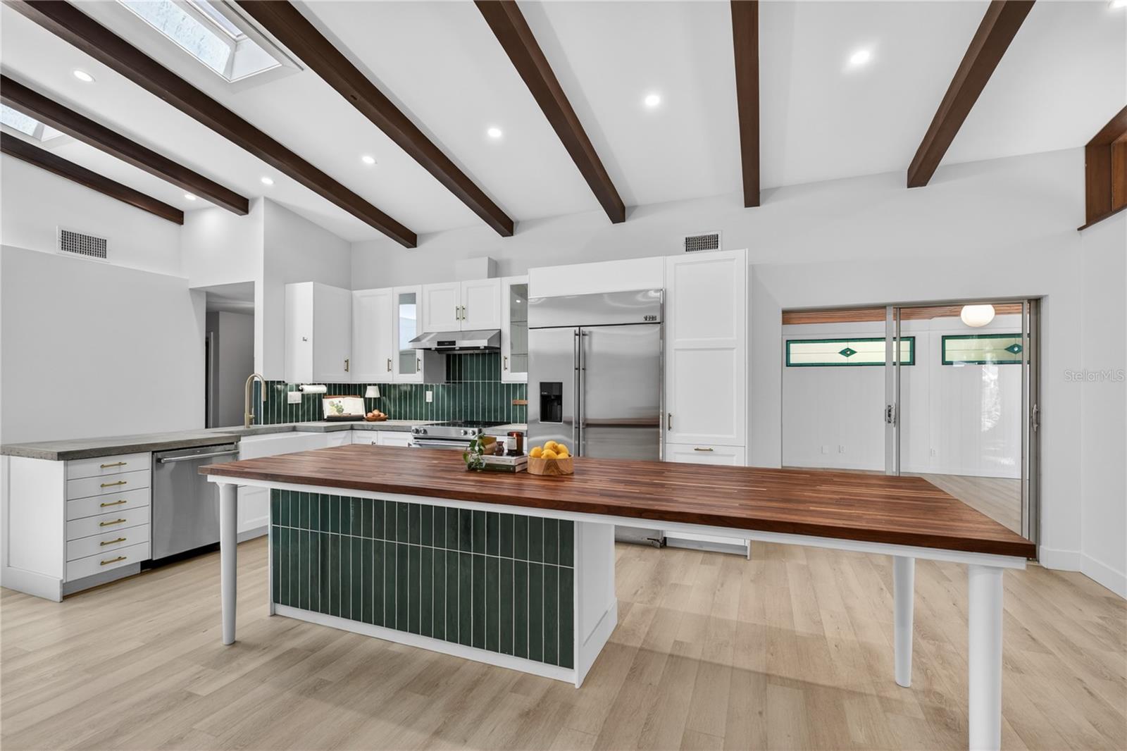 TAVARES LAKEWOOD PARK - Residential