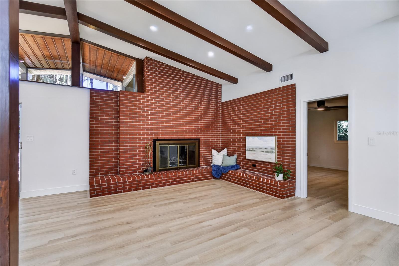 TAVARES LAKEWOOD PARK - Residential