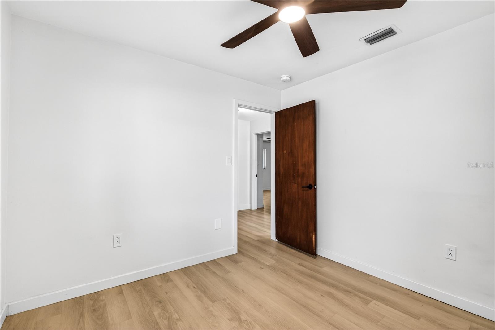 TAVARES LAKEWOOD PARK - Residential