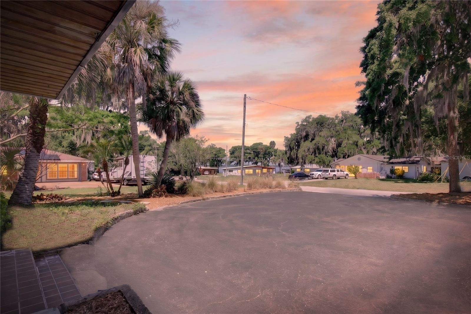 TAVARES LAKEWOOD PARK - Residential