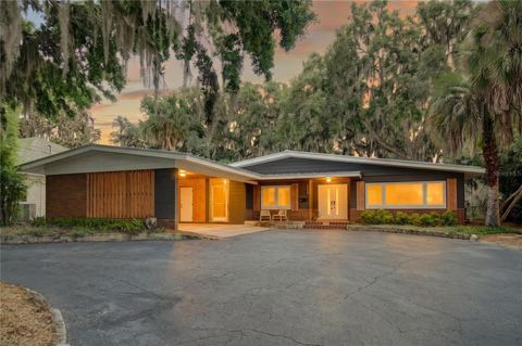 Tiny photo for 719 W Nelson Street, Tavares, FL 32778 (MLS # G5111084)