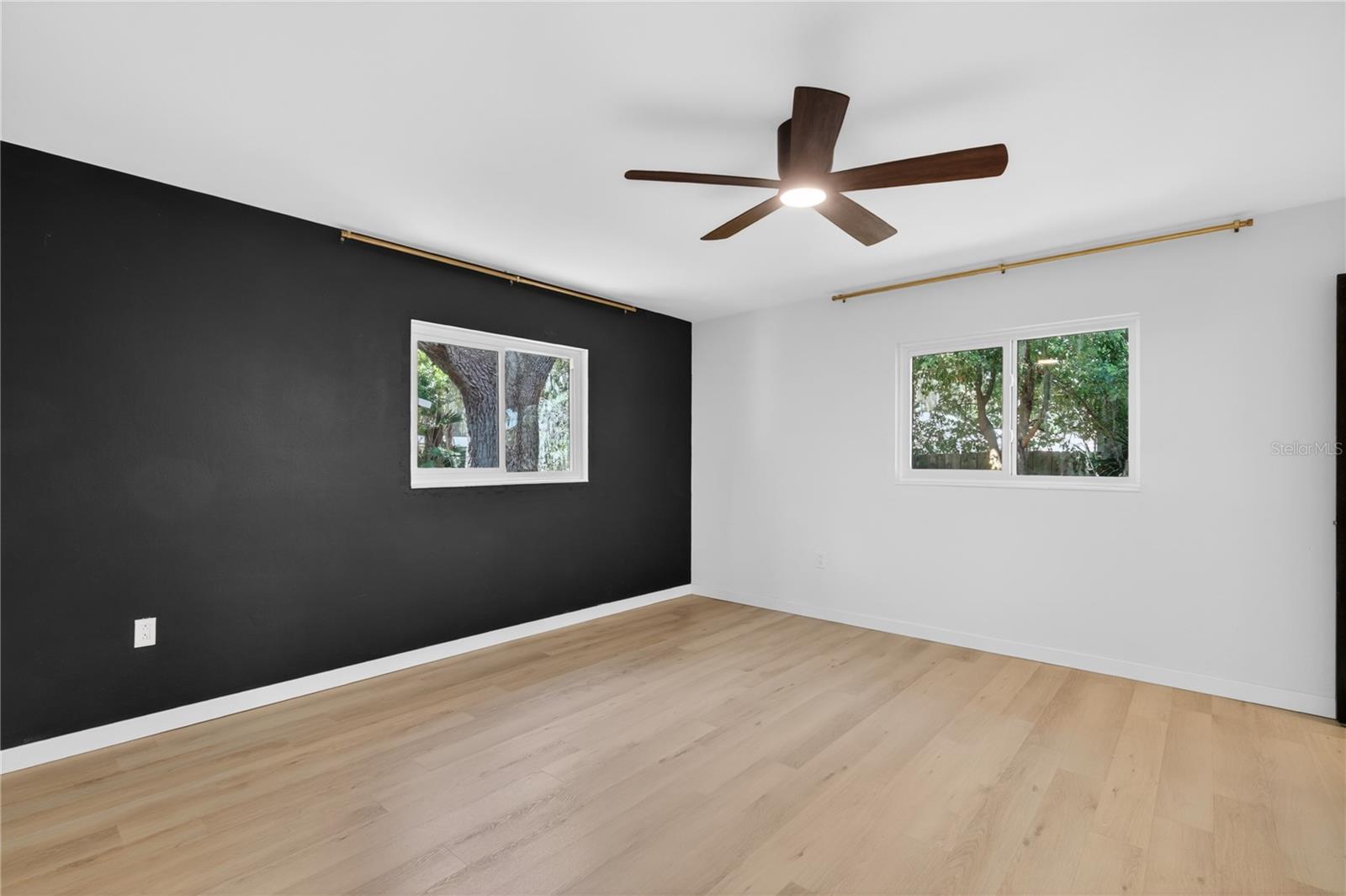 TAVARES LAKEWOOD PARK - Residential