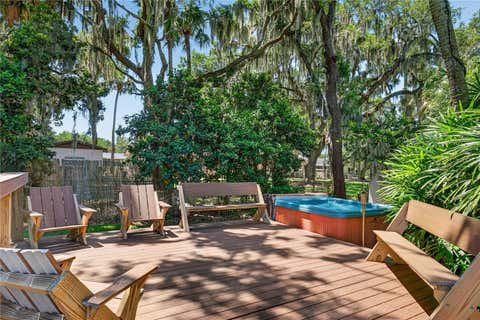 Tiny photo for 719 W Nelson Street, Tavares, FL 32778 (MLS # G5111084)