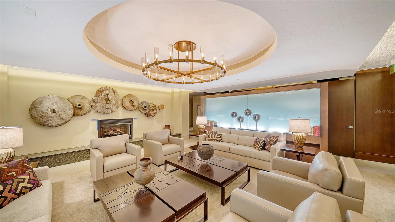 THE SAVOY ON PALM - Residential