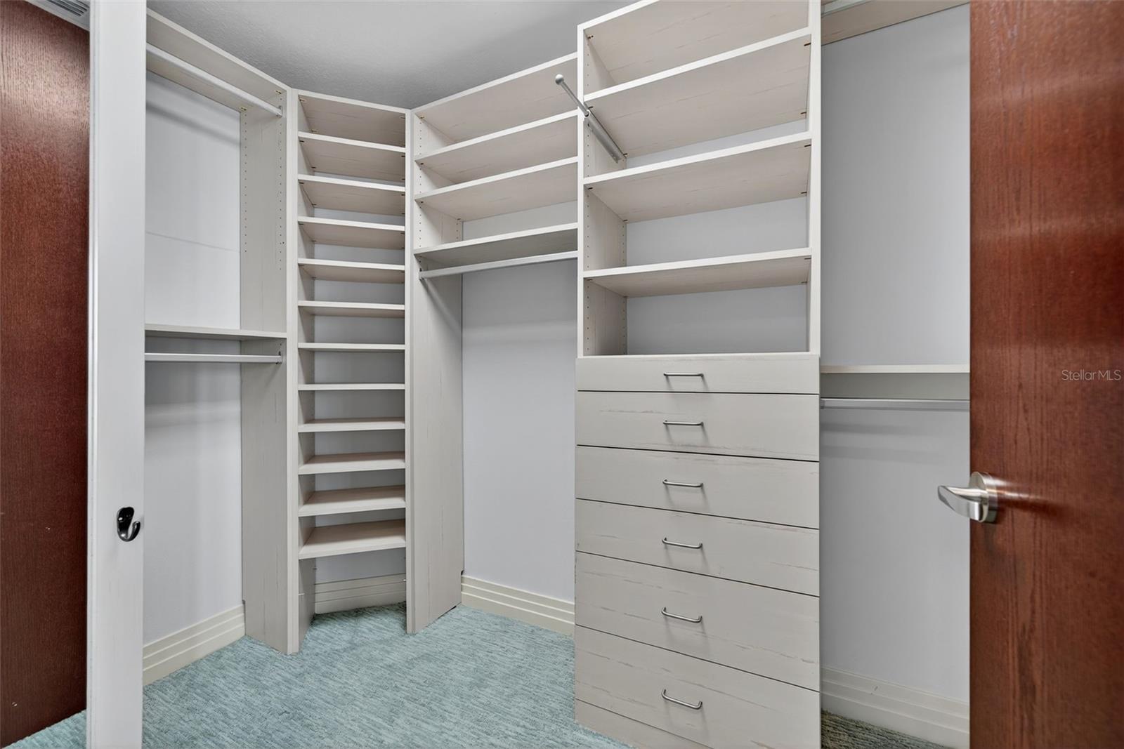 THE SAVOY ON PALM - Residential